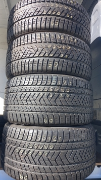 Pirelli SottoZero 3 105V(18.32)FELEMÁS!! 315/30 R21