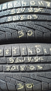 Pirelli SottoZero Winter 240 92V RSC(2018.03) 225/40 R18