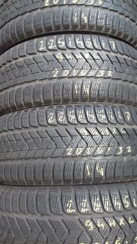 Pirelli SottoZero 3 94H XL(2016.32) 225/45 R17