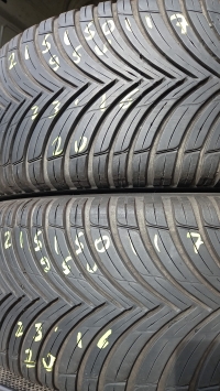 Kleber Quadraxer 3 95V(23.16) 215/50 R17