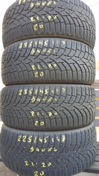 Toyo Observe S944 94V XL(21.20) 225/45 R17
