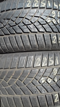 Good-Year Ultra Grip Performance 91H(2016.30) 225/45 R17