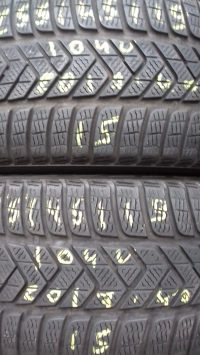 Pirelli SottoZero 3 104V(2017.40) 255/45 R19