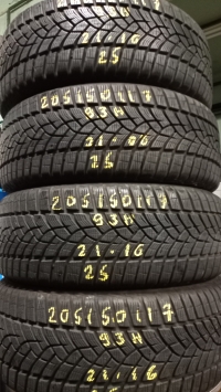 Good-Year Ultra Grip Performance + 93H(21.16) 205/50 R17