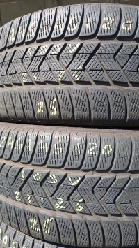 Pirelli Scoropion Winter 103V(21.25) 245/45 R20