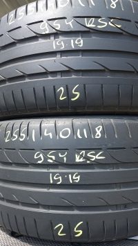 Bridgestone Potenza S001 95Y* RSC(19.19) 255/40 R18