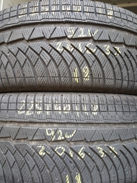 Michelin PA4 92V(2016.33) 225/40 R18