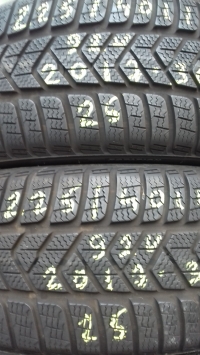 Pirelli SottoZero 3 92V(2017.36) 225/40 R18