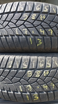 Good-Year Ultra Grip Performance 3 98H(17.47) 215/65 R16
